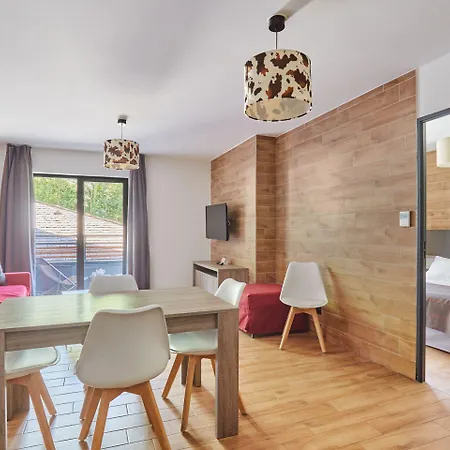 Odalys Isatis Aparthotel 4*