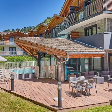 Odalys Isatis Aparthotel 4*